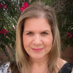 Mia.in.AZ