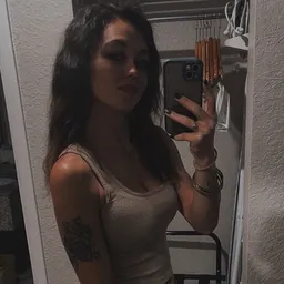 Nikki03