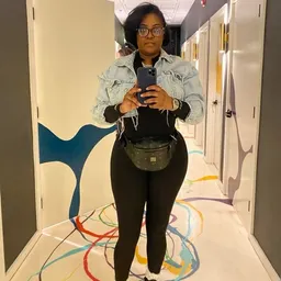 ThickAzzPlantLady